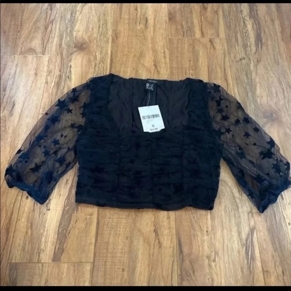 NWT Star crop top